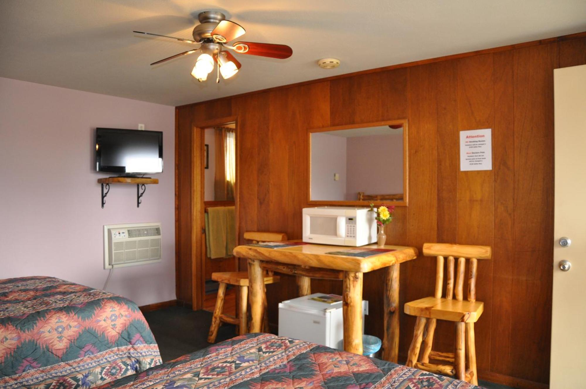 Long Holiday Motel Gunnison Exterior photo