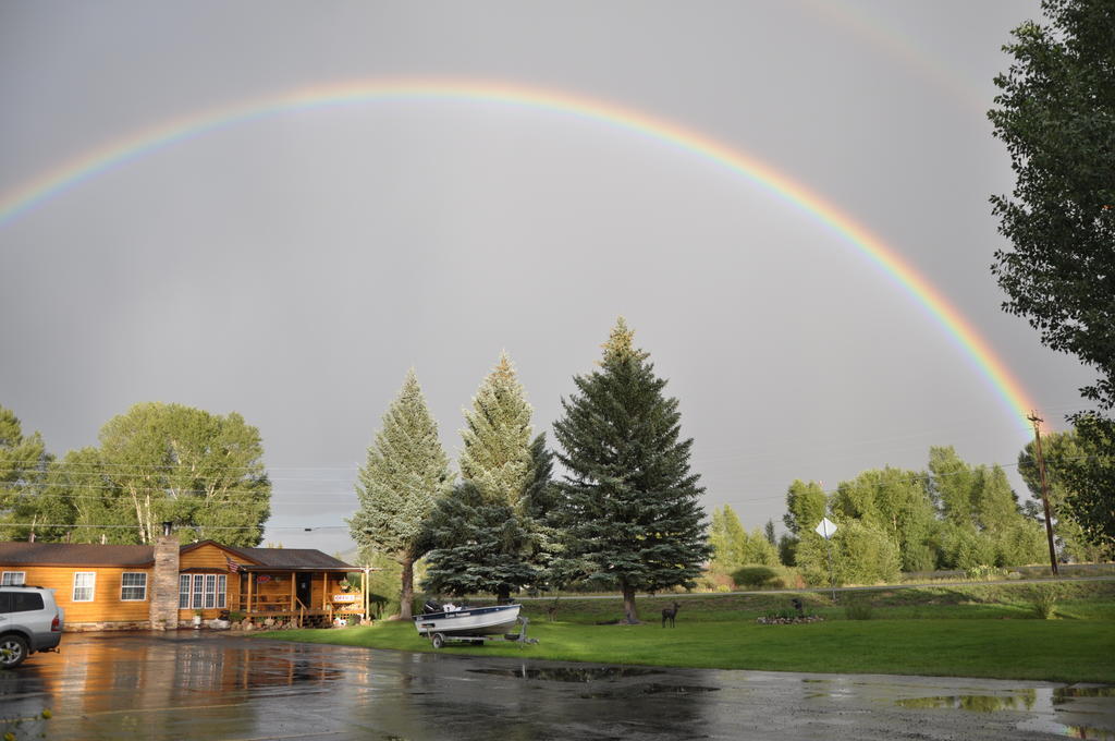 Long Holiday Motel Gunnison Exterior photo