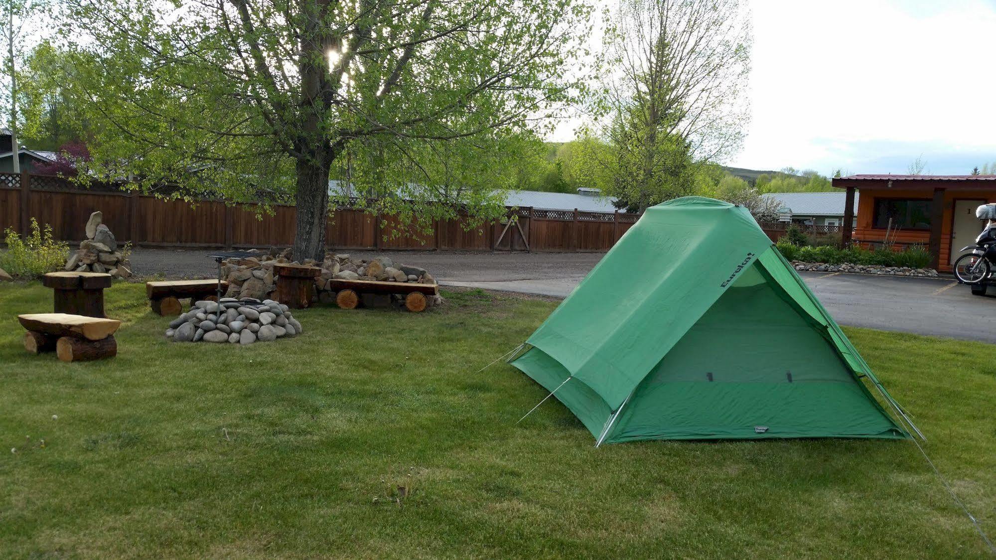 Long Holiday Motel Gunnison Exterior photo