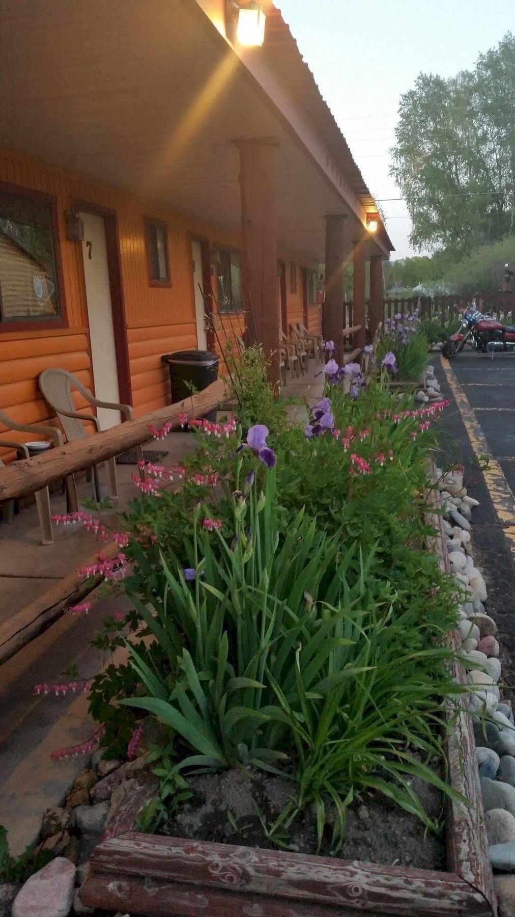 Long Holiday Motel Gunnison Exterior photo